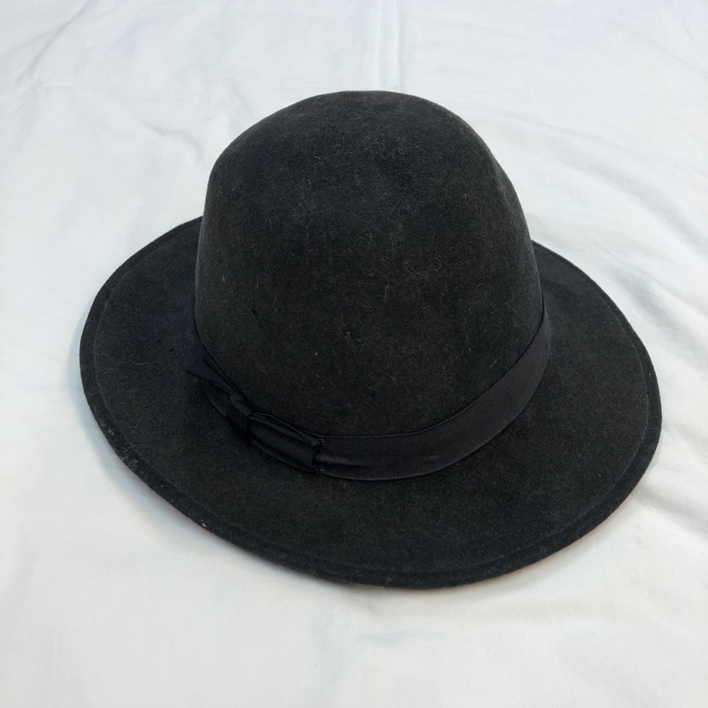 ✨3/$15✨ Lite Felt Hat
